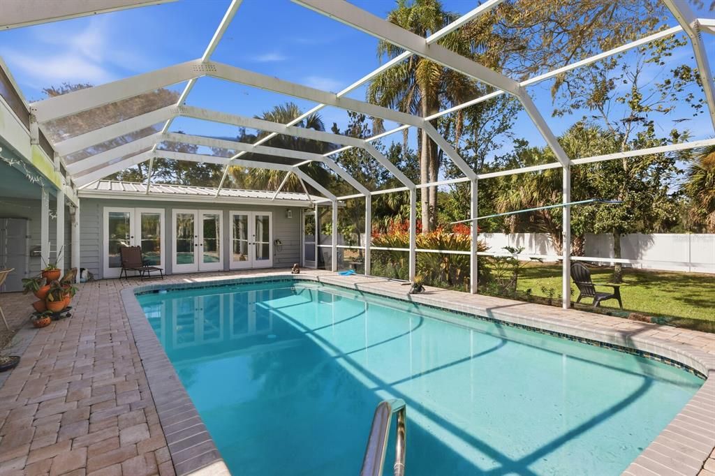 En Venta: $925,000 (5 camas, 3 baños, 2940 Pies cuadrados)