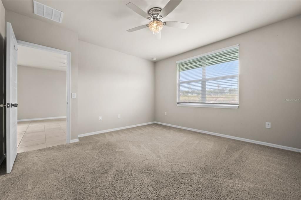 For Sale: $355,000 (4 beds, 2 baths, 1708 Square Feet)