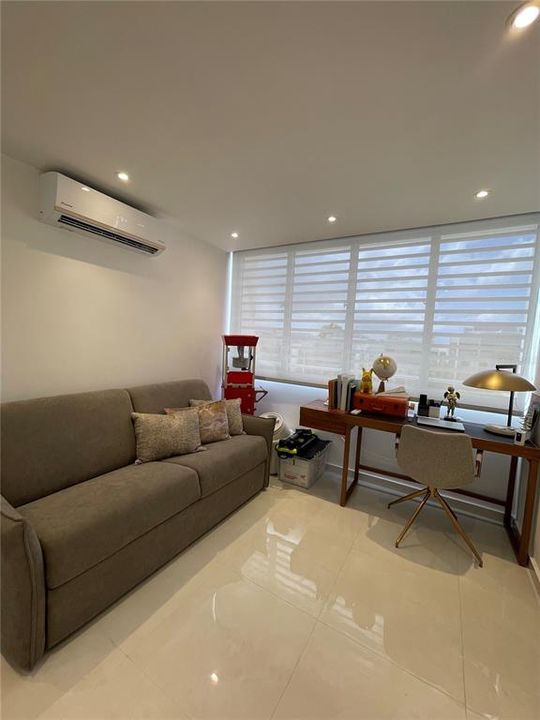 В аренду: $2,800 (3 спален, 2 ванн, 1250 Квадратных фут)