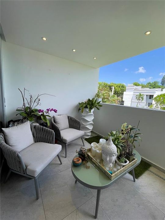 В аренду: $2,800 (3 спален, 2 ванн, 1250 Квадратных фут)