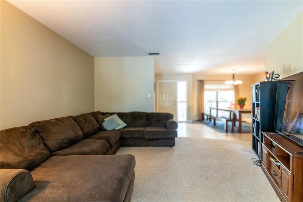 В аренду: $3,500 (5 спален, 2 ванн, 2544 Квадратных фут)