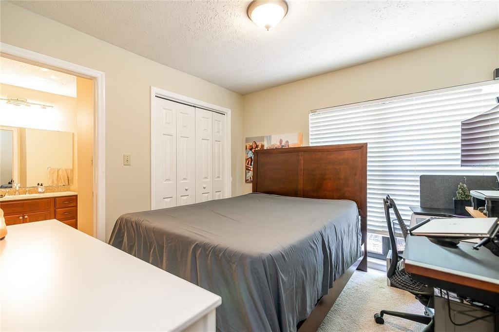 В аренду: $3,500 (5 спален, 2 ванн, 2544 Квадратных фут)