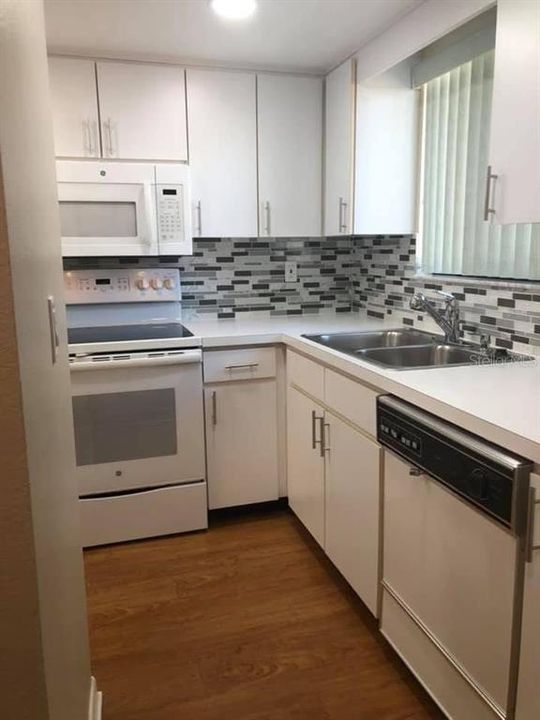 En Renta: $1,395 (2 camas, 1 baños, 845 Pies cuadrados)