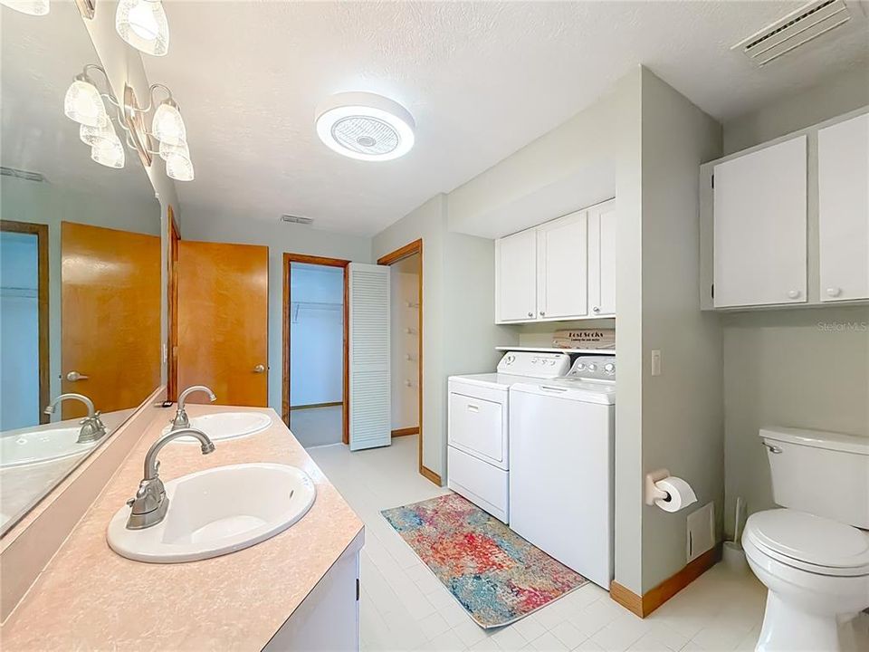 待售: $369,000 (3 贝兹, 2 浴室, 1916 平方英尺)