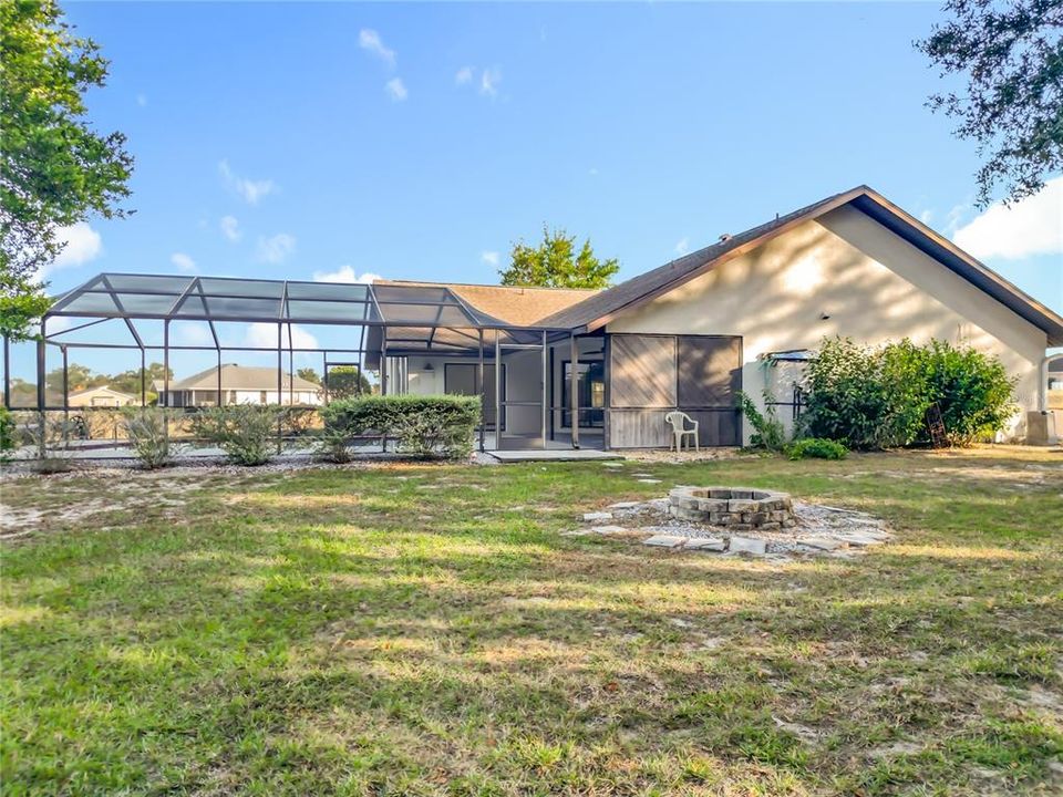 待售: $369,000 (3 贝兹, 2 浴室, 1916 平方英尺)