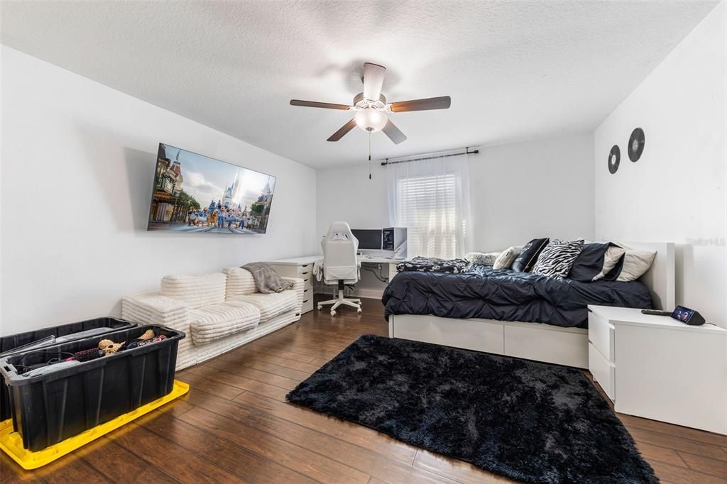 Active With Contract: $749,000 (5 beds, 4 baths, 3157 Square Feet)