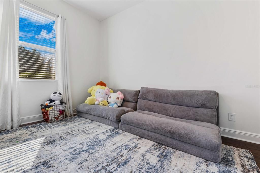 Active With Contract: $749,000 (5 beds, 4 baths, 3157 Square Feet)