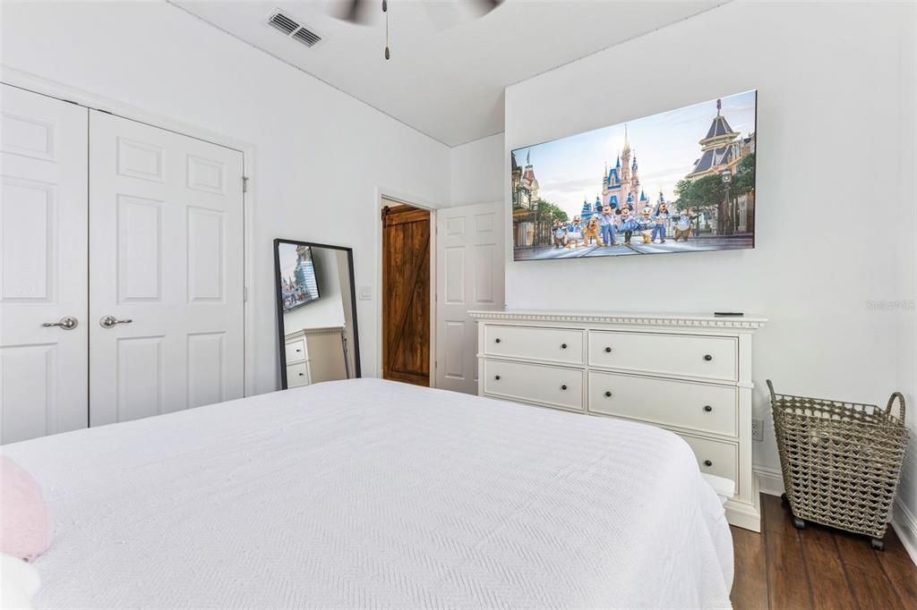 Active With Contract: $749,000 (5 beds, 4 baths, 3157 Square Feet)