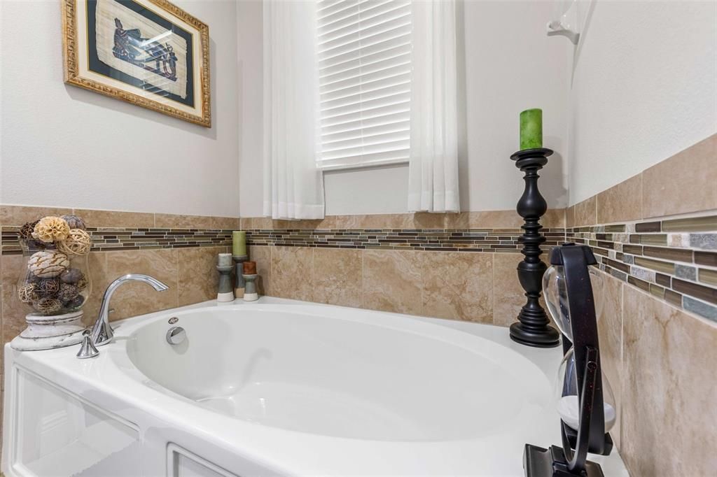 Active With Contract: $749,000 (5 beds, 4 baths, 3157 Square Feet)