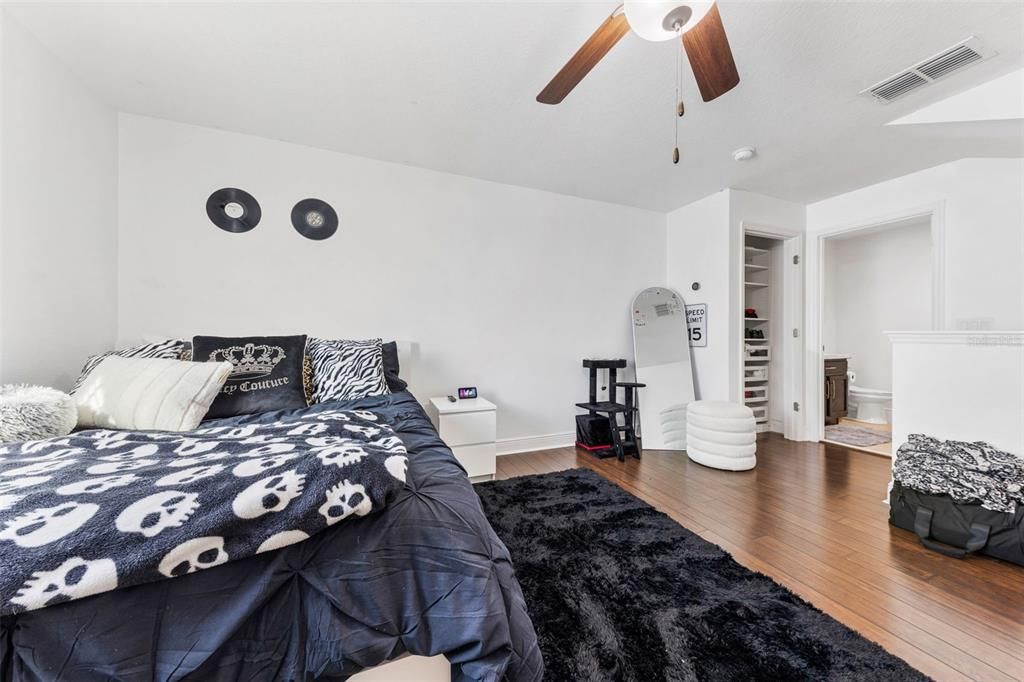 Active With Contract: $749,000 (5 beds, 4 baths, 3157 Square Feet)