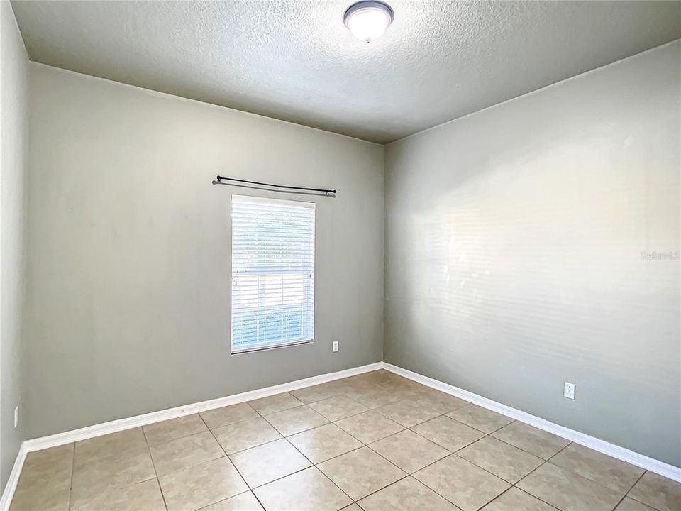 For Rent: $2,500 (3 beds, 2 baths, 1859 Square Feet)