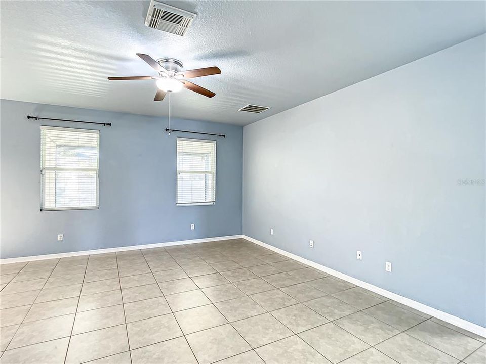 For Rent: $2,500 (3 beds, 2 baths, 1859 Square Feet)