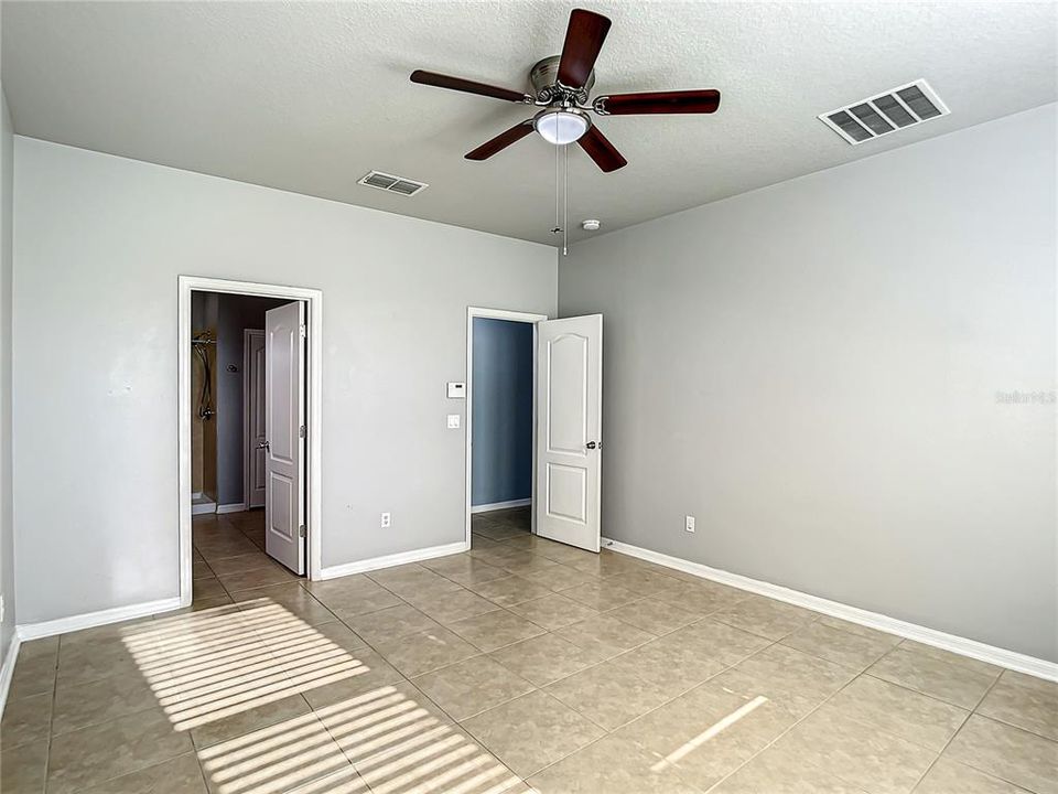 For Rent: $2,500 (3 beds, 2 baths, 1859 Square Feet)