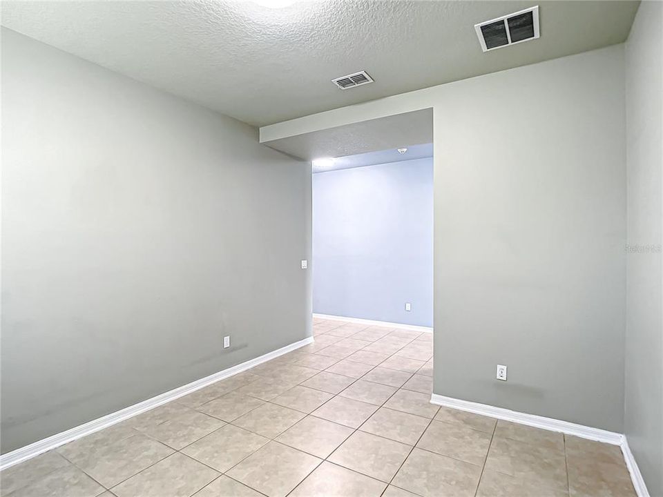 For Rent: $2,500 (3 beds, 2 baths, 1859 Square Feet)