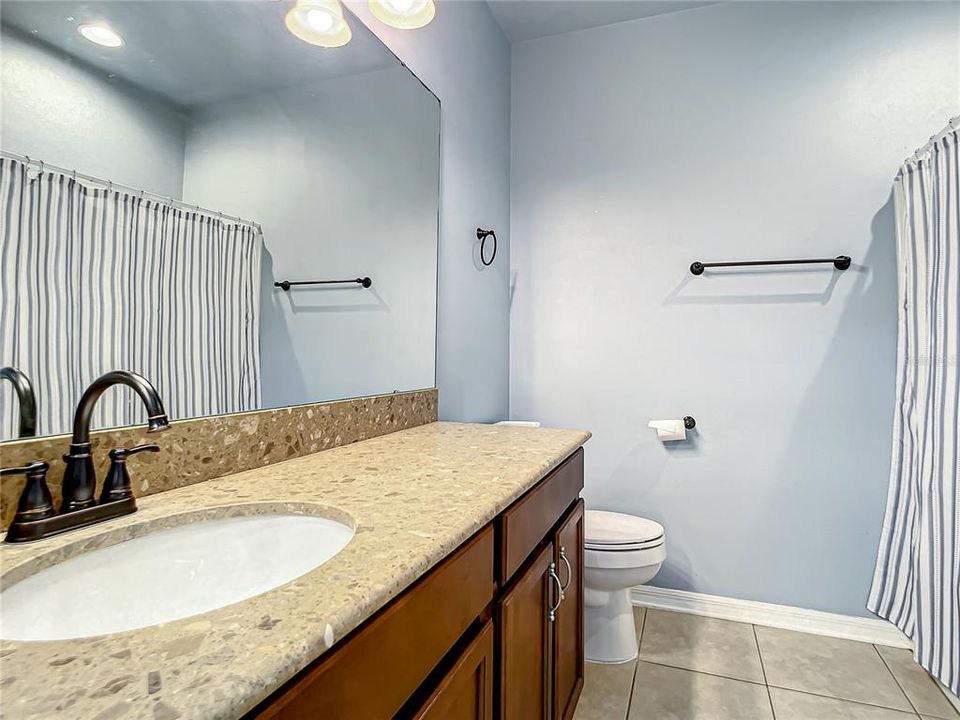 For Rent: $2,500 (3 beds, 2 baths, 1859 Square Feet)