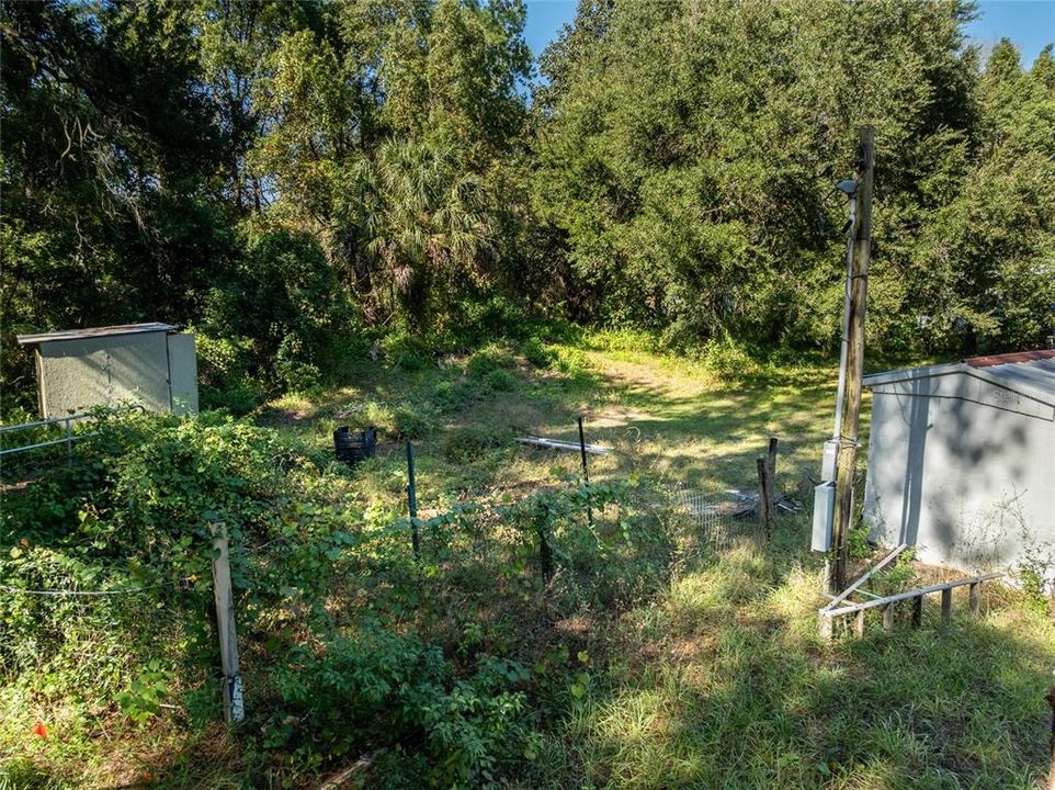 待售: $229,500 (2 贝兹, 1 浴室, 825 平方英尺)