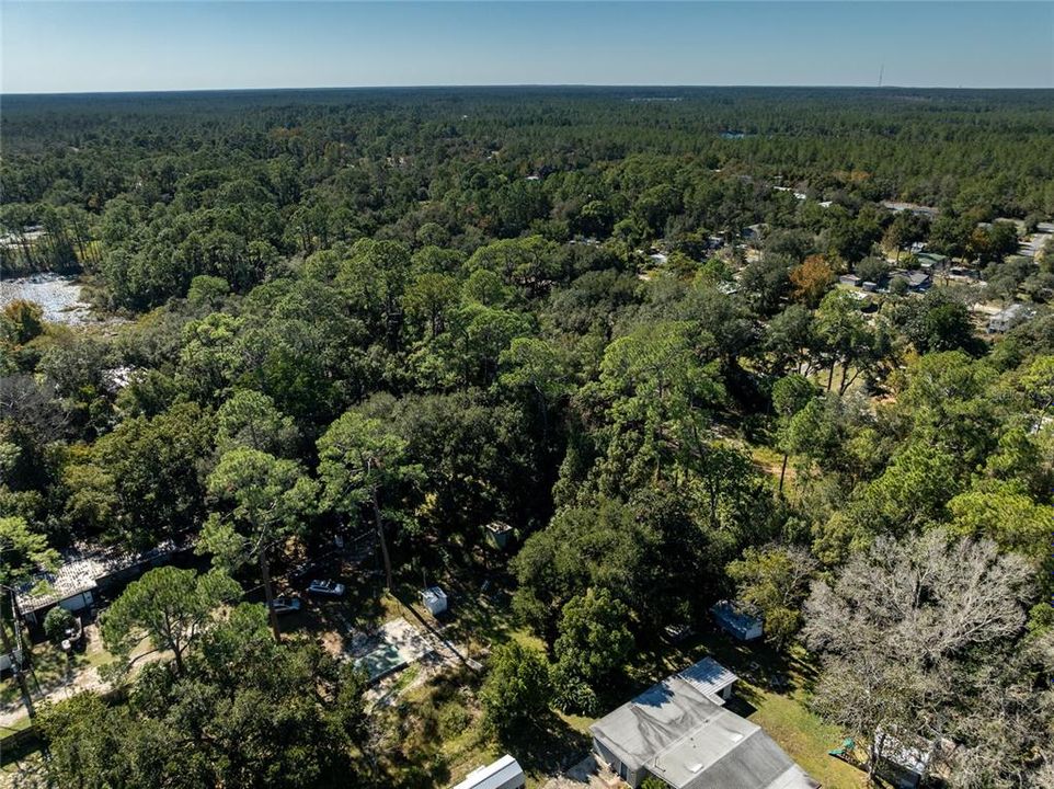 待售: $229,500 (2 贝兹, 1 浴室, 825 平方英尺)