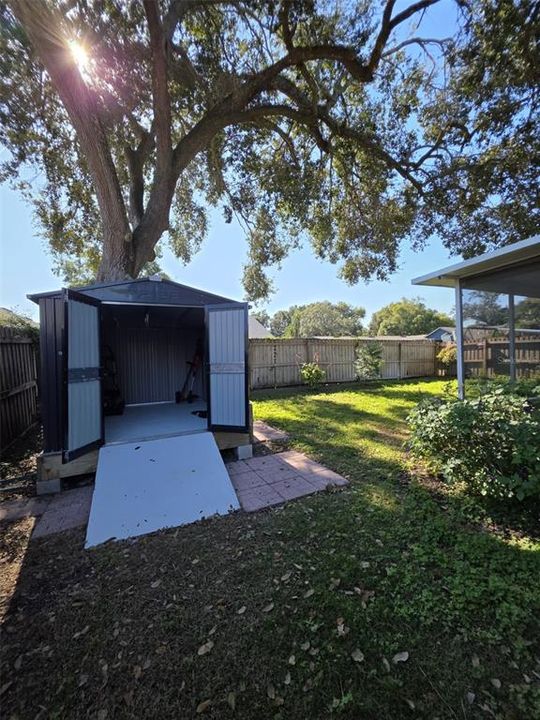 На продажу: $549,000 (3 спален, 2 ванн, 1690 Квадратных фут)