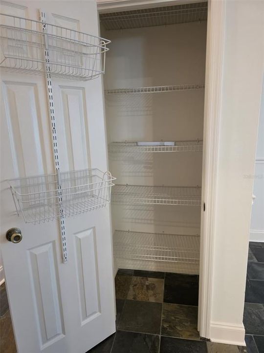 На продажу: $549,000 (3 спален, 2 ванн, 1690 Квадратных фут)