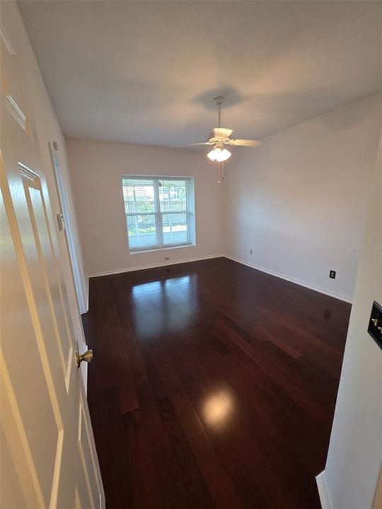 На продажу: $549,000 (3 спален, 2 ванн, 1690 Квадратных фут)