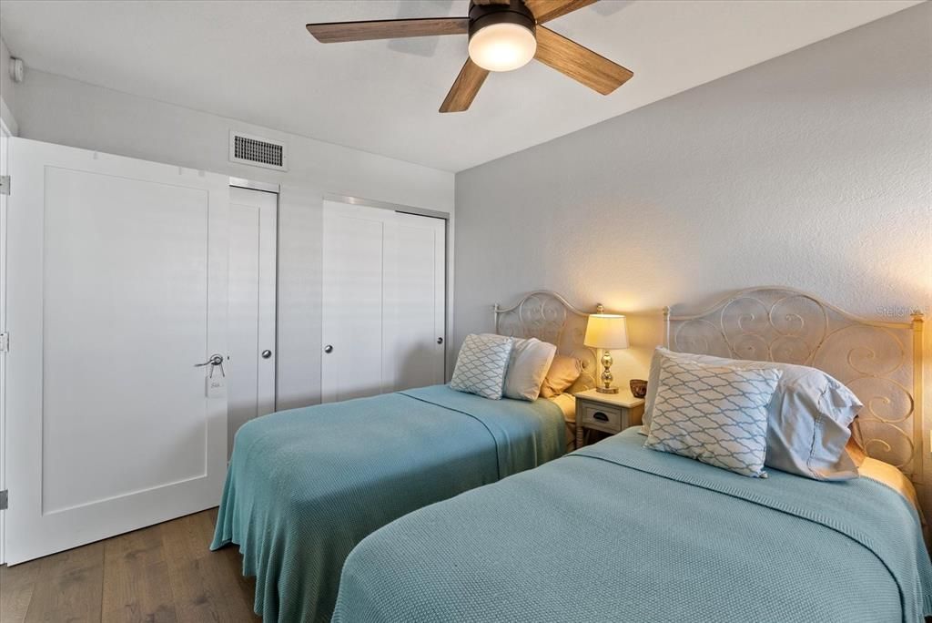 For Sale: $670,000 (3 beds, 2 baths, 1310 Square Feet)