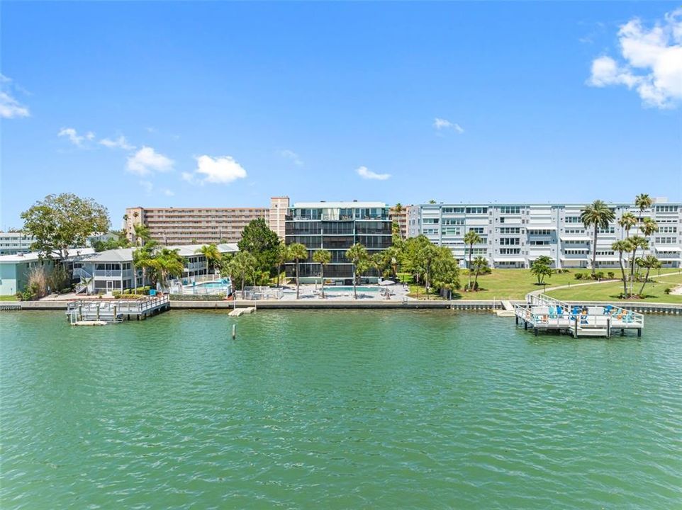 For Sale: $670,000 (3 beds, 2 baths, 1310 Square Feet)