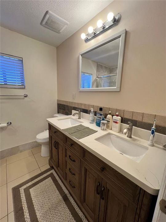 For Sale: $384,000 (3 beds, 2 baths, 1816 Square Feet)