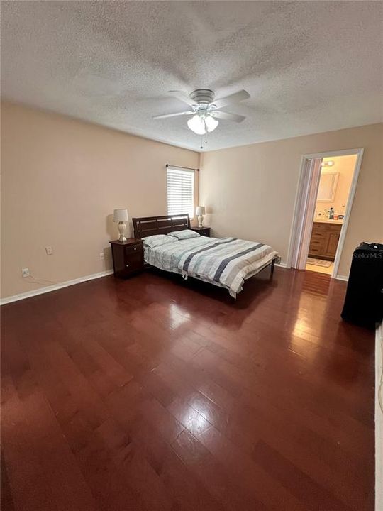 For Sale: $384,000 (3 beds, 2 baths, 1816 Square Feet)