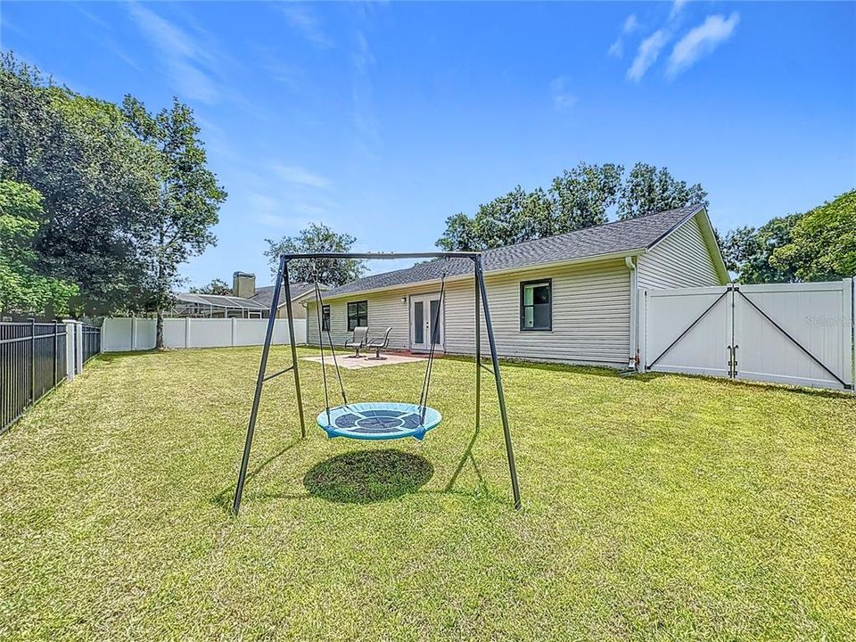 待售: $445,000 (3 贝兹, 2 浴室, 1627 平方英尺)