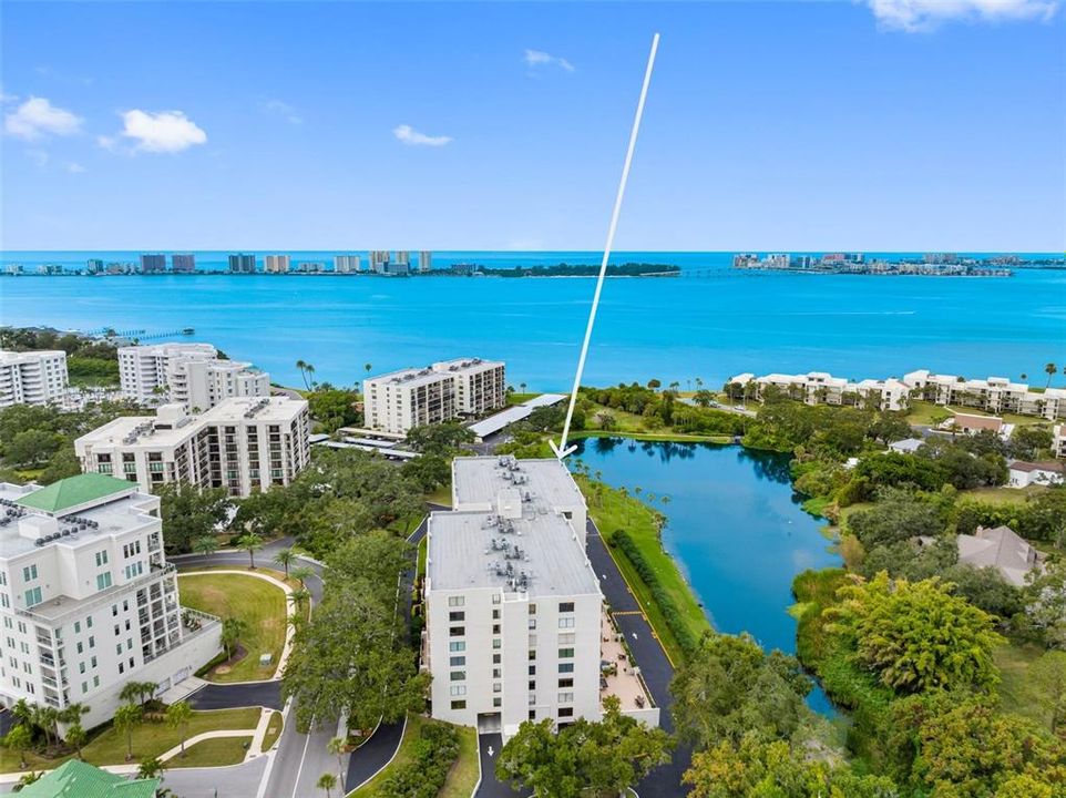 For Sale: $395,000 (2 beds, 2 baths, 1385 Square Feet)