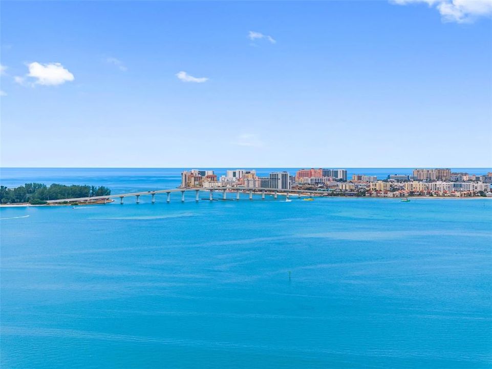 For Sale: $395,000 (2 beds, 2 baths, 1385 Square Feet)