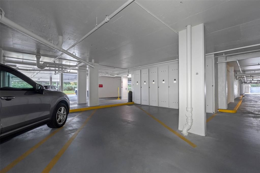 For Sale: $395,000 (2 beds, 2 baths, 1385 Square Feet)