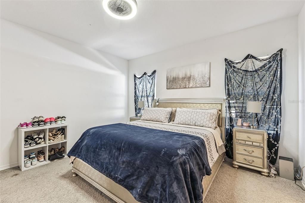 На продажу: $360,000 (3 спален, 2 ванн, 1556 Квадратных фут)