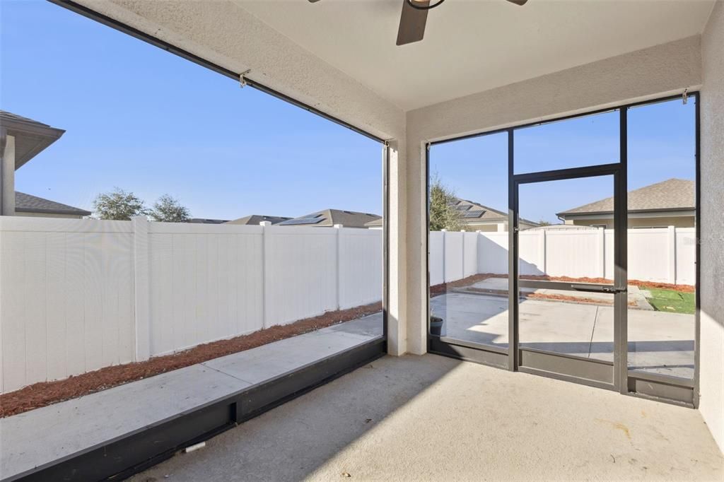 На продажу: $360,000 (3 спален, 2 ванн, 1556 Квадратных фут)