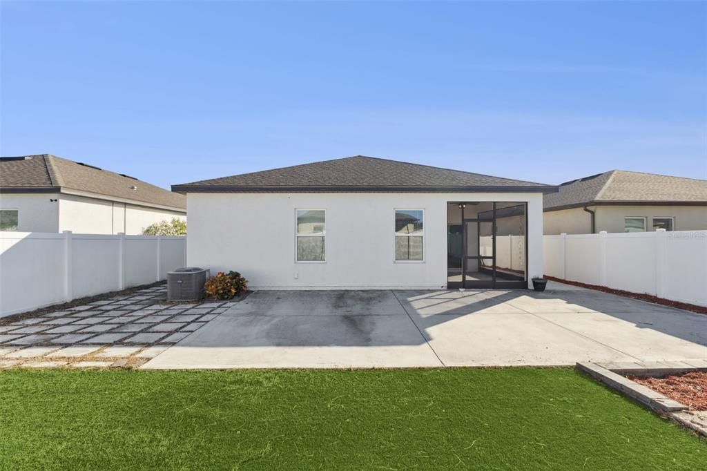 На продажу: $360,000 (3 спален, 2 ванн, 1556 Квадратных фут)