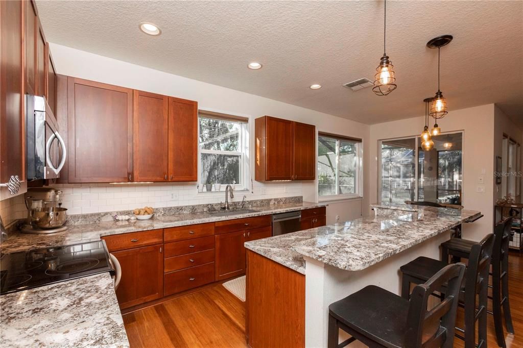 待售: $625,000 (4 贝兹, 4 浴室, 2976 平方英尺)