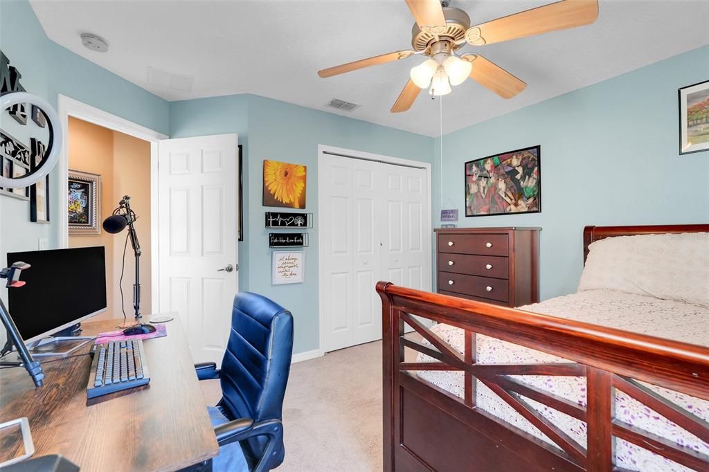 For Sale: $350,000 (3 beds, 2 baths, 1502 Square Feet)