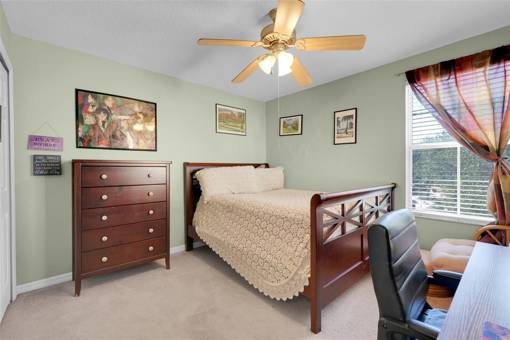 For Sale: $350,000 (3 beds, 2 baths, 1502 Square Feet)