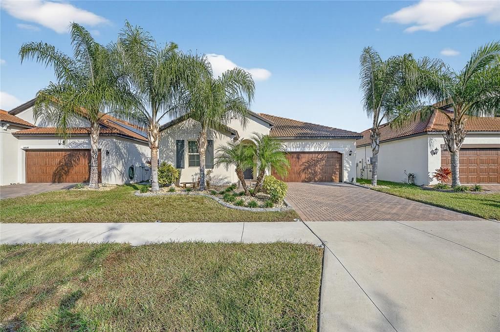 En Venta: $459,900 (3 camas, 2 baños, 2128 Pies cuadrados)