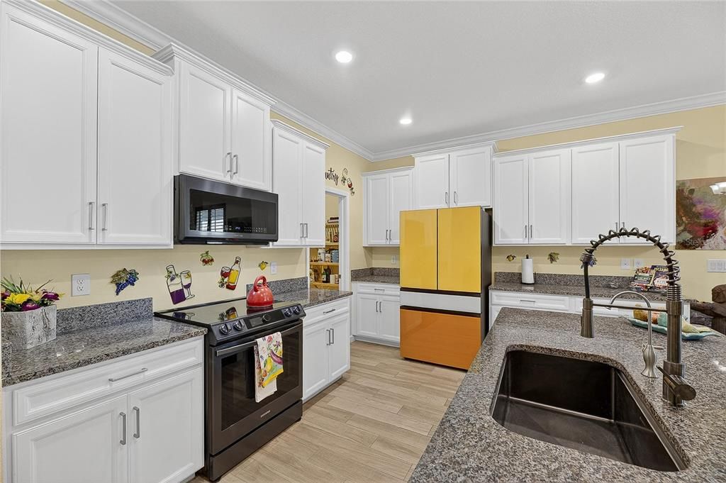 En Venta: $459,900 (3 camas, 2 baños, 2128 Pies cuadrados)