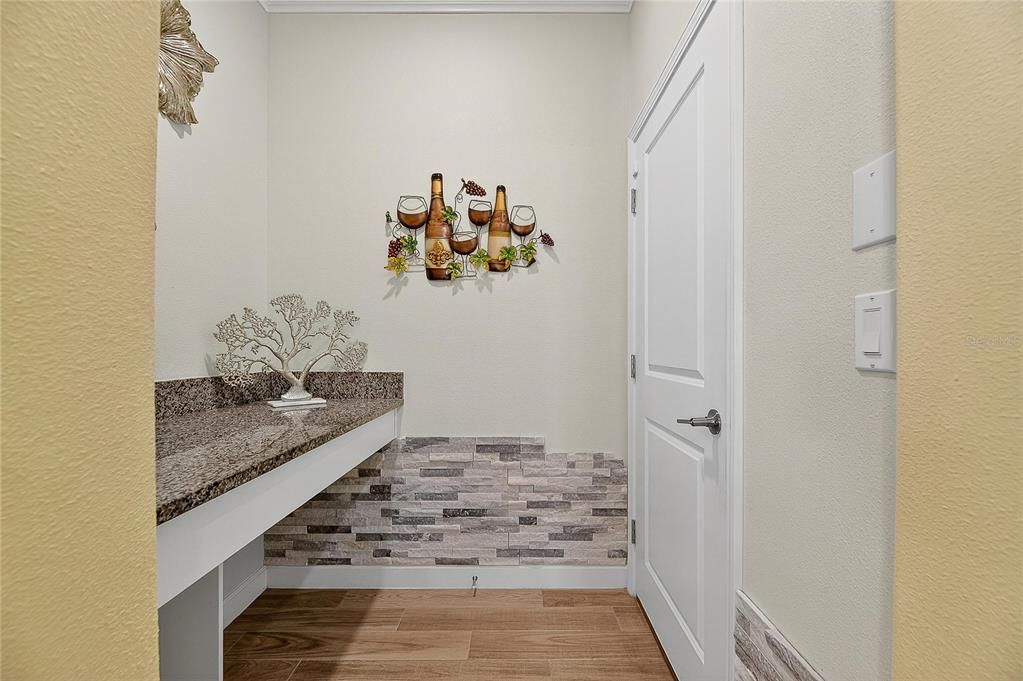 En Venta: $459,900 (3 camas, 2 baños, 2128 Pies cuadrados)