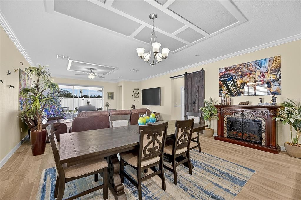 En Venta: $459,900 (3 camas, 2 baños, 2128 Pies cuadrados)