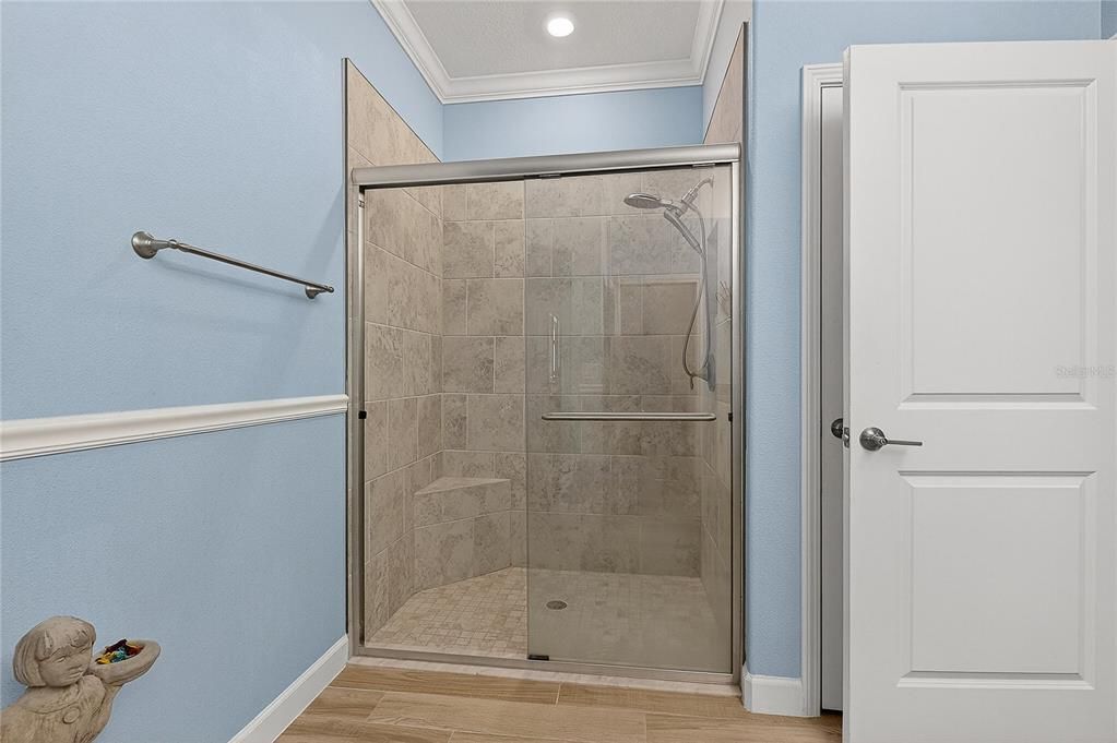 En Venta: $459,900 (3 camas, 2 baños, 2128 Pies cuadrados)