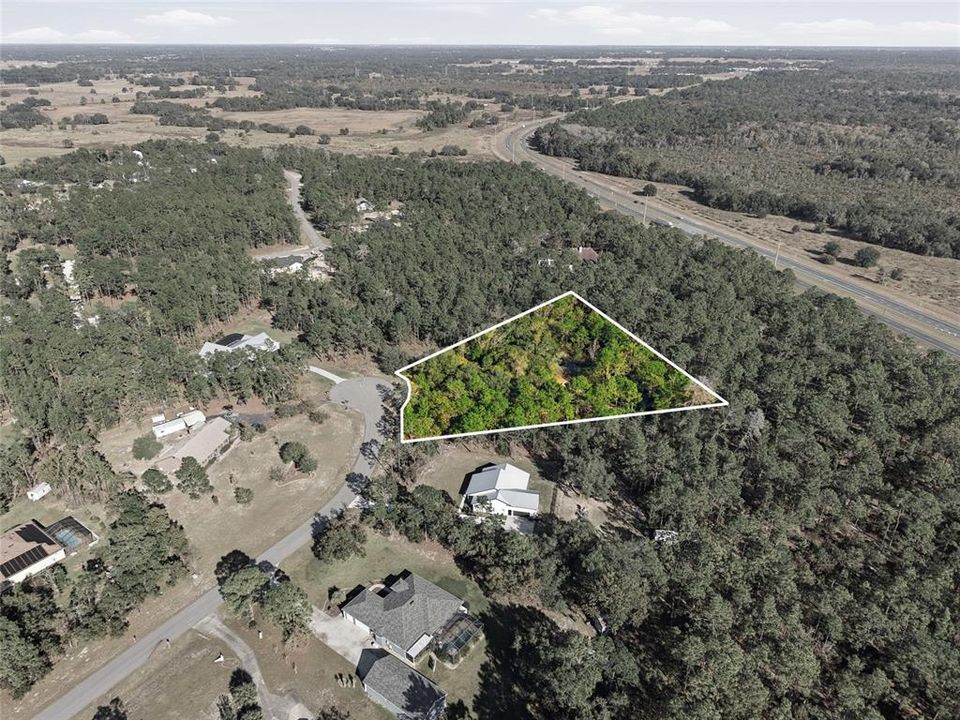 На продажу: $149,900 (1.13 acres)