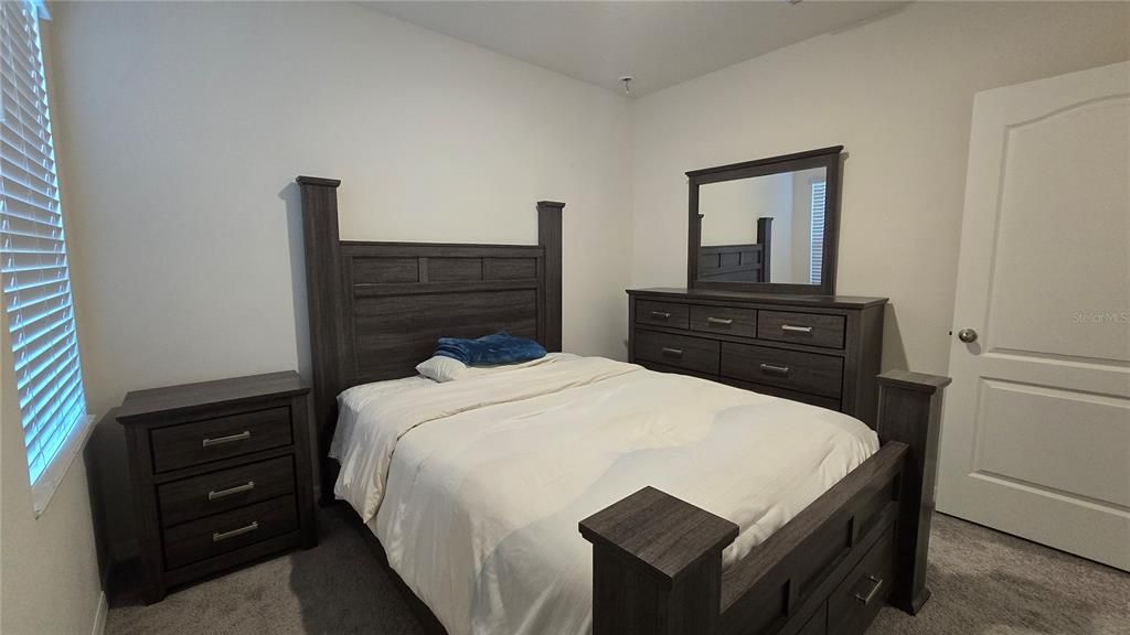 En Renta: $2,450 (3 camas, 2 baños, 1516 Pies cuadrados)