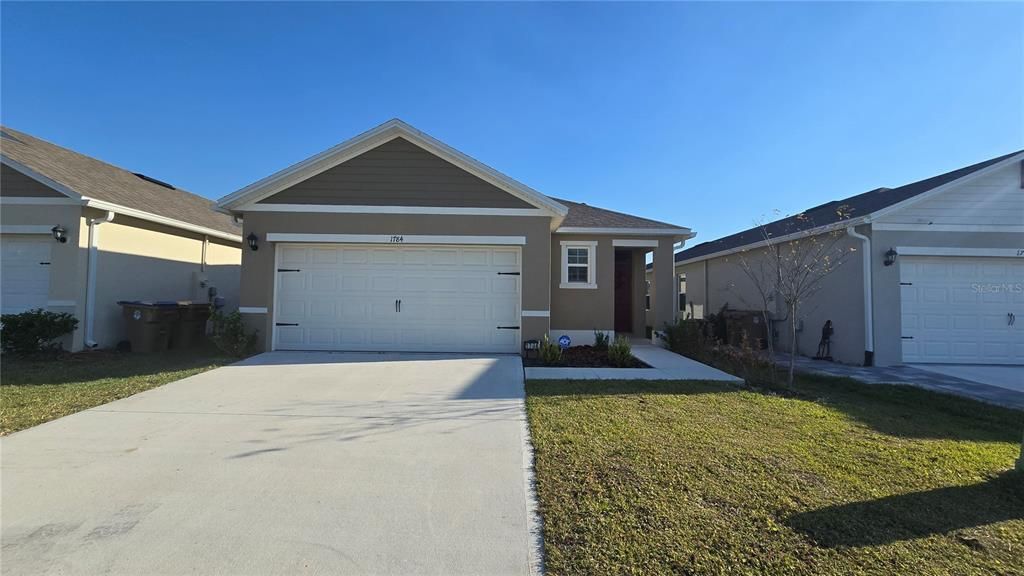 En Renta: $2,450 (3 camas, 2 baños, 1516 Pies cuadrados)