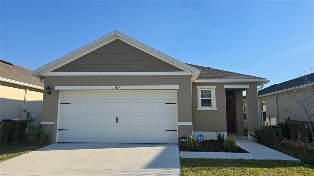 En Renta: $2,450 (3 camas, 2 baños, 1516 Pies cuadrados)