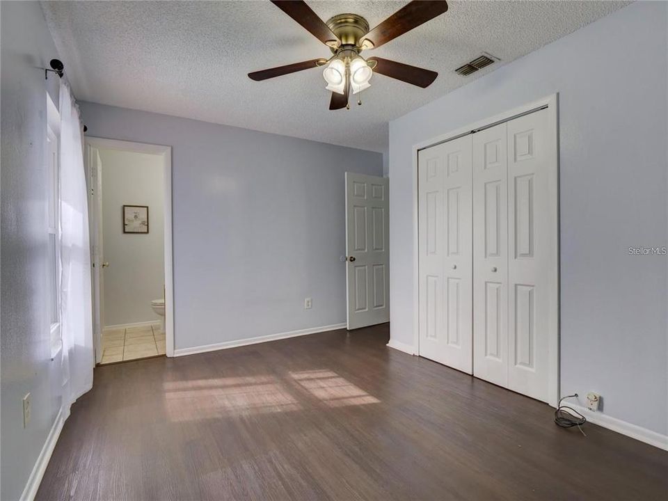 For Rent: $2,150 (3 beds, 2 baths, 1314 Square Feet)