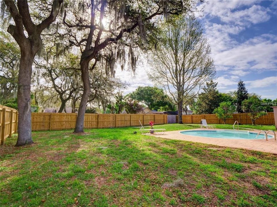 For Rent: $2,150 (3 beds, 2 baths, 1314 Square Feet)