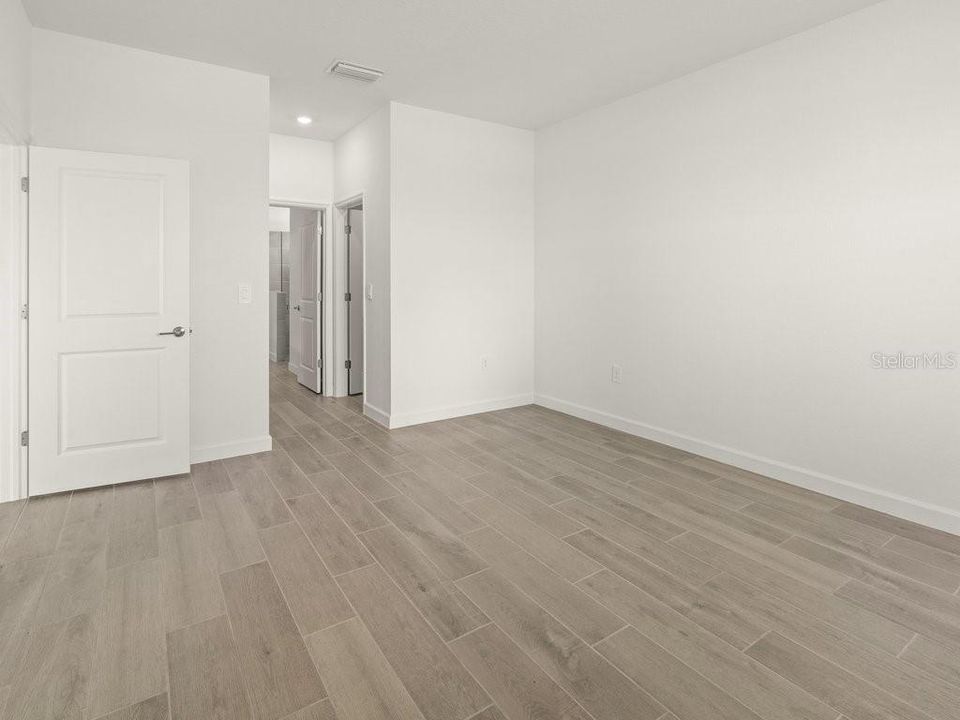 For Sale: $344,147 (3 beds, 3 baths, 2177 Square Feet)